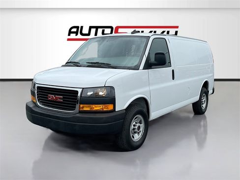 Used 2024 GMC Savana 2500 Work Van w/ Driver Convenience Package image 3