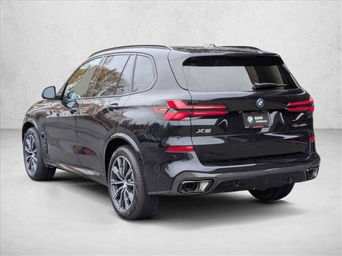 New 2026 BMW X5 xDrive50e w/ M Sport Package image 8