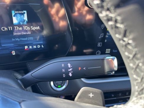 New 2026 Chevrolet Equinox LT image 21