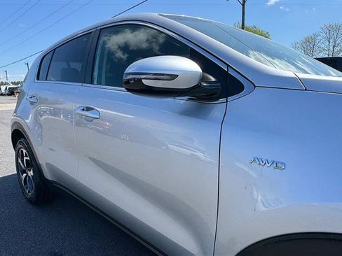 Used 2020 Kia Sportage LX w/ LX Popular Package image 21