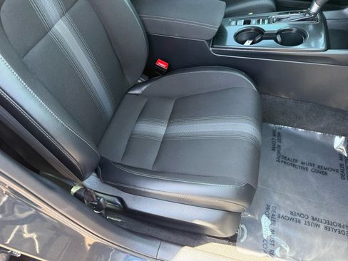 Used 2024 Honda Civic Sport image 32