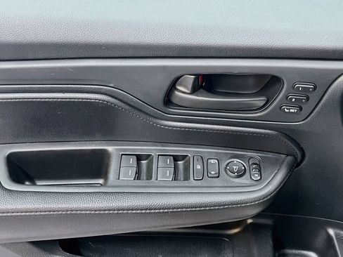 Used 2024 Honda Odyssey Sport image 17