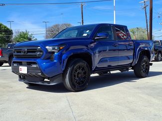 Used 2025 Toyota Tacoma SR5 video 1