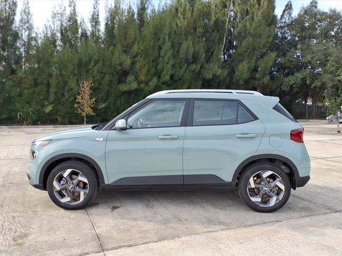 New 2026 Hyundai Venue SEL image 4