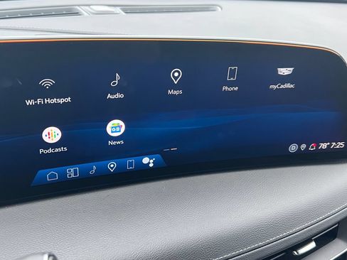 Used 2025 Cadillac CT5 Premium Luxury w/ Sun And Sound Package AWD/4WD image 22