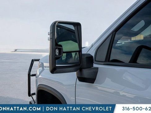 Used 2024 Chevrolet Silverado 2500 Custom w/ Custom Value Package image 29