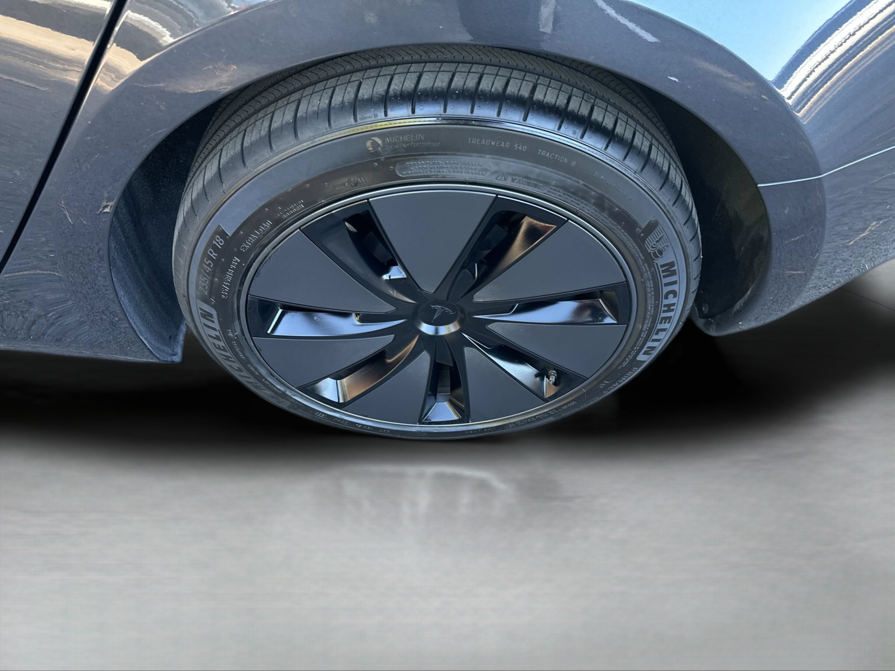 Used 2025 Tesla Model 3 Long Range RWD image 30