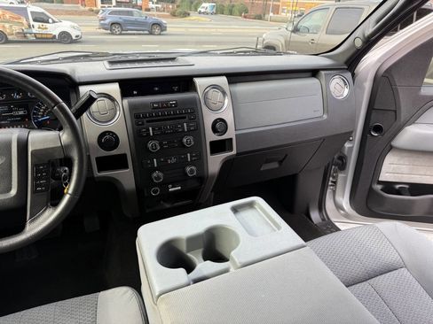 Used 2012 Ford F150 XLT w/ XLT Chrome Pkg image 17