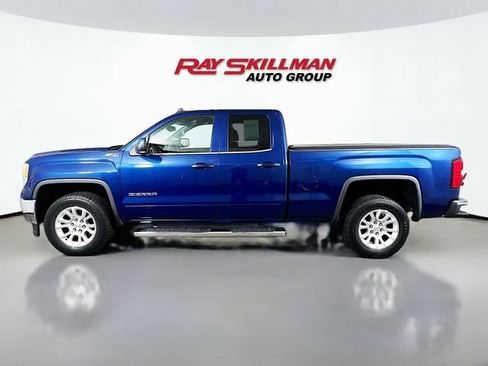 Used 2015 GMC Sierra 1500 SLE w/ SLE Value Package AWD/4WD image 4