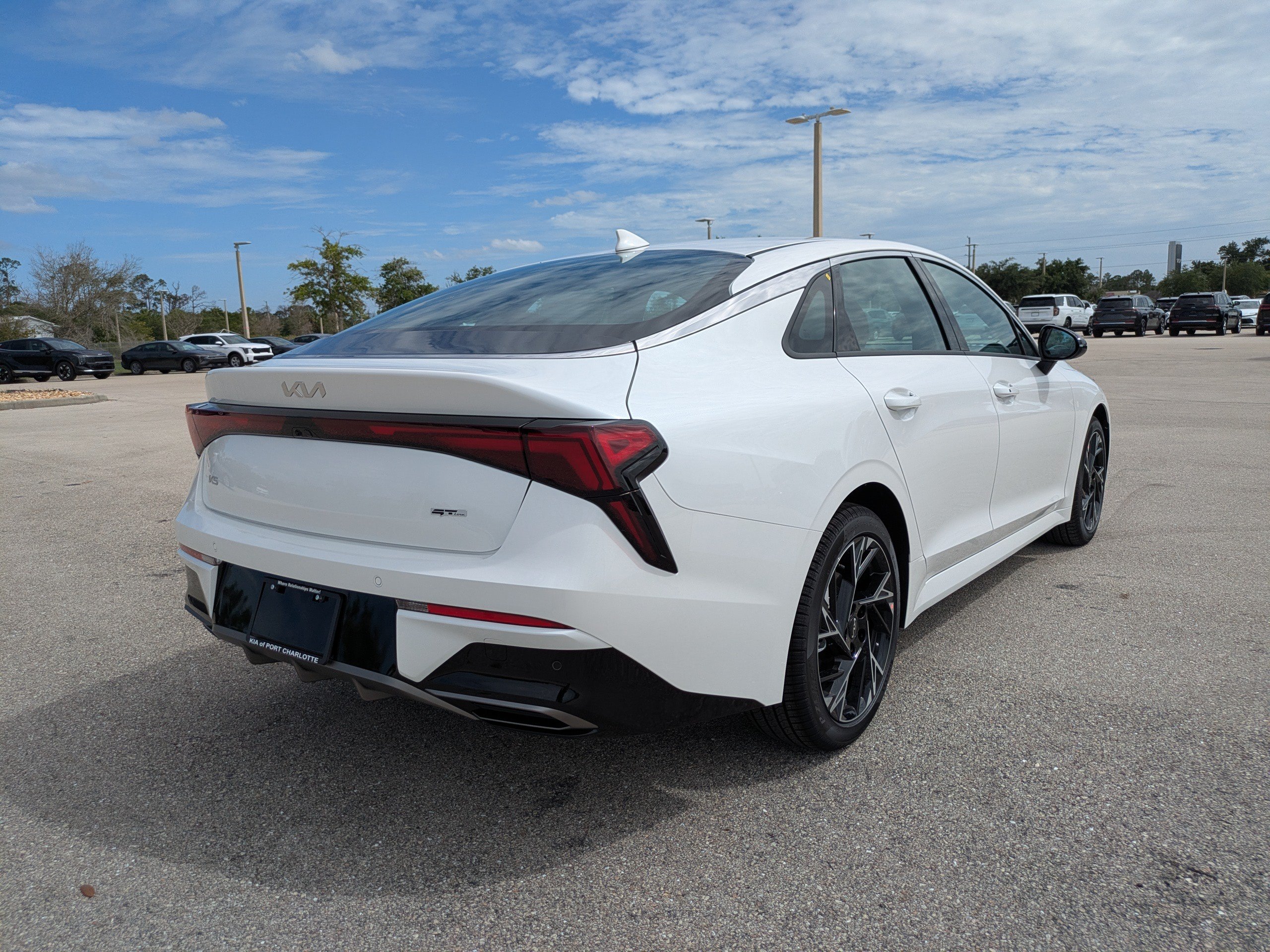 New 2026 Kia K5 GT-Line w/ GT-Line Red Interior Package FWD image 4