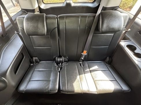 Used 2016 GMC Yukon XL SLE image 22