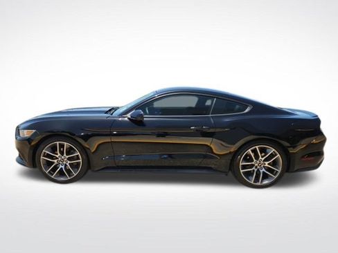 Used 2015 Ford Mustang Premium RWD image 5