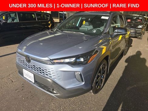 Used 2026 Toyota Corolla Cross AWD Hybrid w/ Moonroof Package image 2