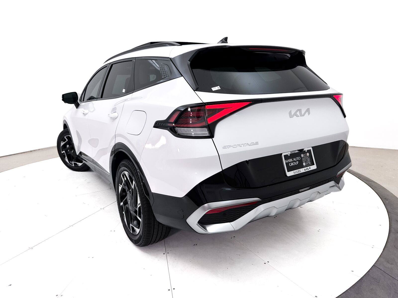 Used 2024 Kia Sportage SX FWD image 9