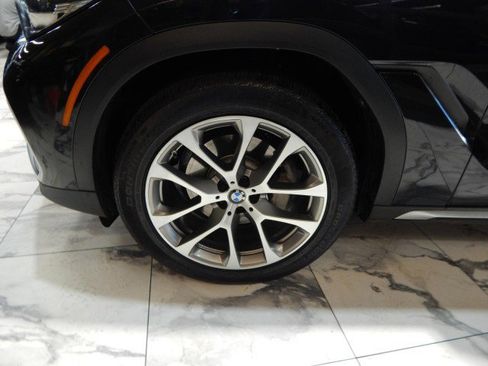Used 2021 BMW X6 xDrive40i w/ Premium Package image 11