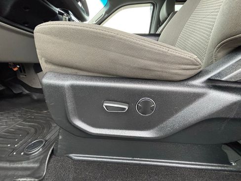 Used 2019 Ford F350 XLT w/ FX4 Off-Road Package image 15