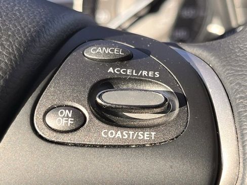 Certified 2019 INFINITI Q70 Luxe image 14