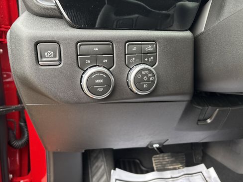 New 2026 GMC Sierra 3500 SLE w/ SLE Convenience Package image 12