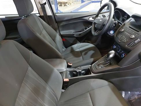 Used 2016 Ford Focus SE FWD image 10