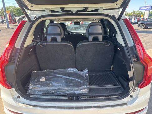 Used 2023 Volvo XC90 B5 Core w/ Protection Package Premier AWD/4WD image 34