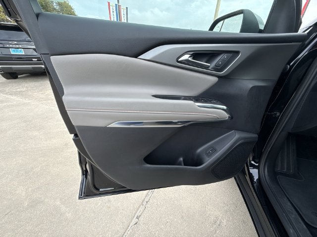 Certified 2026 Chevrolet Traverse LT w/ Driver Confidence Package FWD image 23