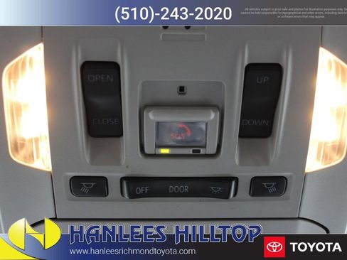 Used 2023 Toyota Highlander Limited image 33