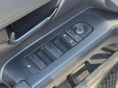 Used 2024 Toyota Tacoma SR image 11