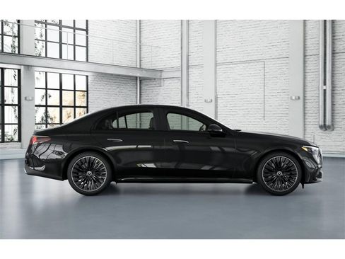 New 2026 Mercedes-Benz E 450 4MATIC Sedan image 16
