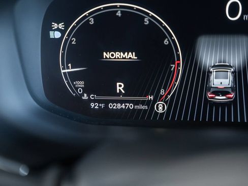 Used 2023 Acura MDX SH-AWD image 46