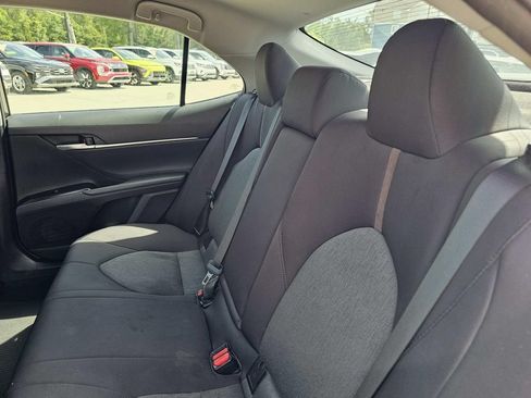 Used 2018 Toyota Camry LE FWD image 52