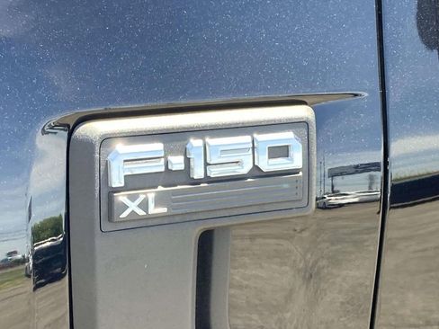 Used 2022 Ford F150 XL w/ Equipment Group 101A High RWD image 14