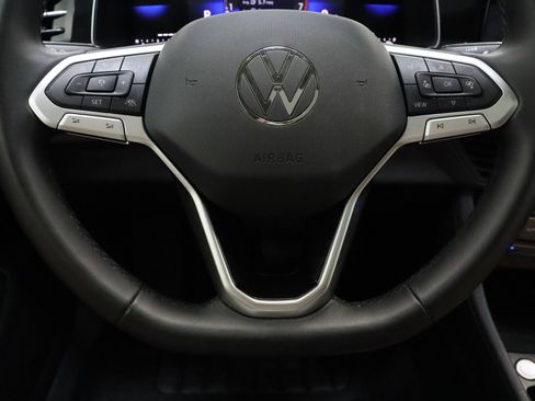 Used 2025 Volkswagen Jetta SE image 25