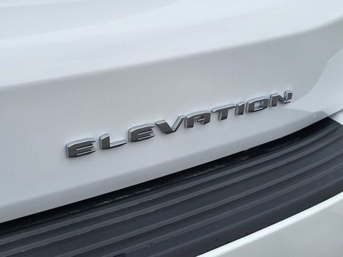 New 2026 GMC Yukon Elevation AWD/4WD image 9