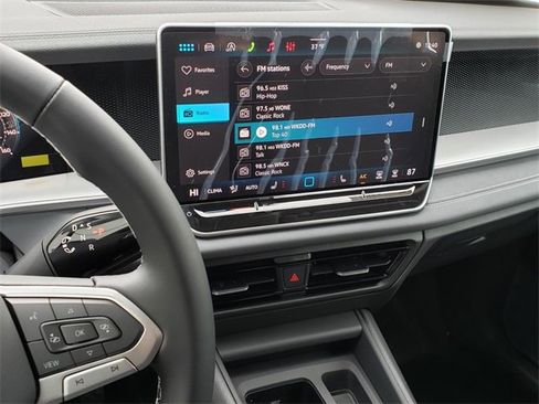 New 2026 Volkswagen Tiguan SE image 10