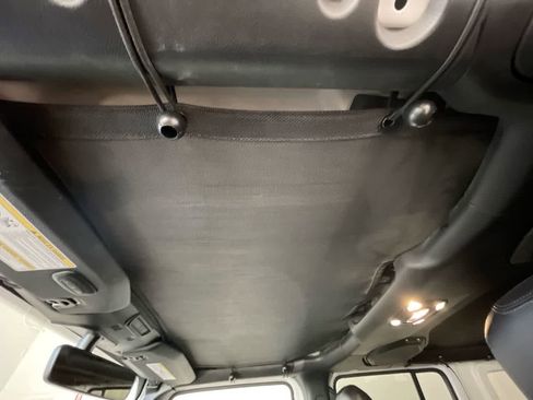 Used 2020 Jeep Wrangler Unlimited Rubicon image 22