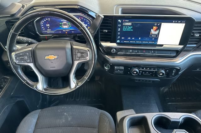 Used 2024 Chevrolet Silverado 2500 LT w/ Convenience Package AWD/4WD image 14