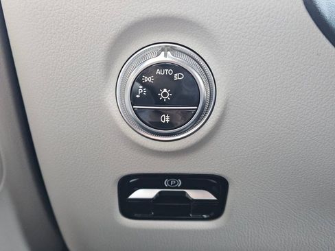 New 2026 Mercedes-Benz C 300 4MATIC Sedan image 24