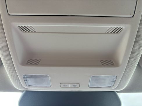 Used 2022 Ford Escape Titanium w/ Class II Trailer Tow Package image 28