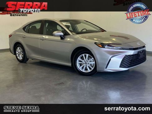 Certified 2025 Toyota Camry LE FWD image 1