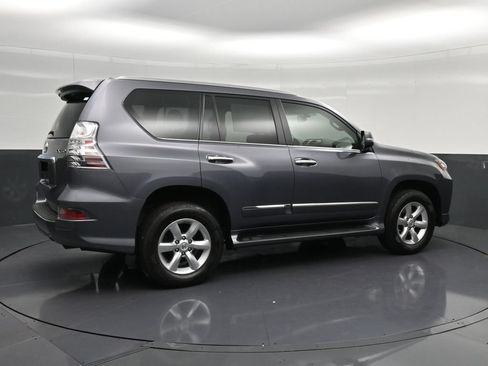 Used 2019 Lexus GX 460 w/ Navigation Package AWD/4WD image 3