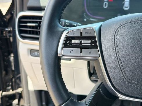 Used 2024 Kia Telluride S FWD image 35