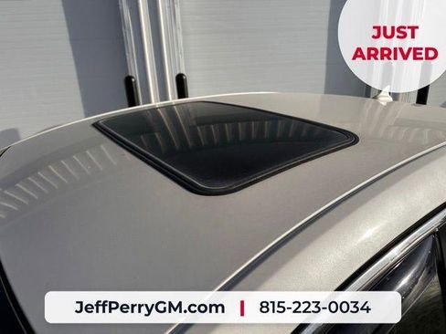 Used 2014 Buick LaCrosse Leather FWD image 11