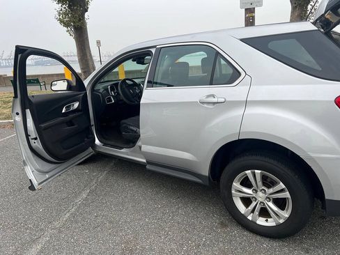 Used 2013 Chevrolet Equinox LS FWD image 12