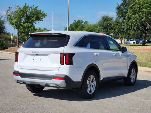 New 2026 Kia Sorento LX image 5