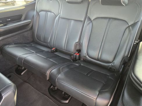 Used 2024 Jeep Grand Wagoneer Series II w/ Quick Order Packagew 28T image 31