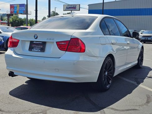 Used 2010 BMW 328i xDrive Sedan AWD/4WD image 5