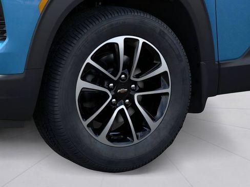 New 2026 Chevrolet TrailBlazer LT FWD image 9