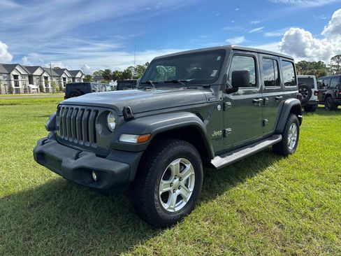 Used 2019 Jeep Wrangler Unlimited Sport S image 7