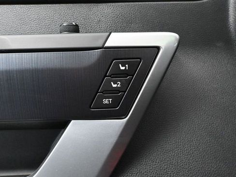 Used 2022 Toyota Tundra Platinum image 19