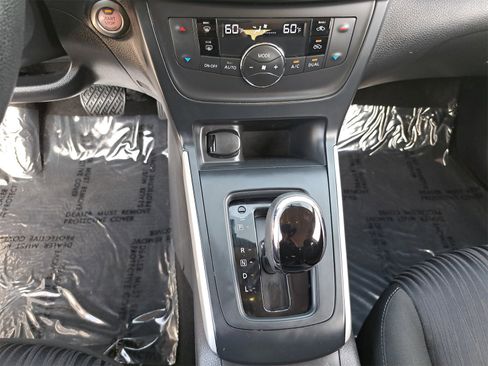 Used 2019 Nissan Sentra SV image 21